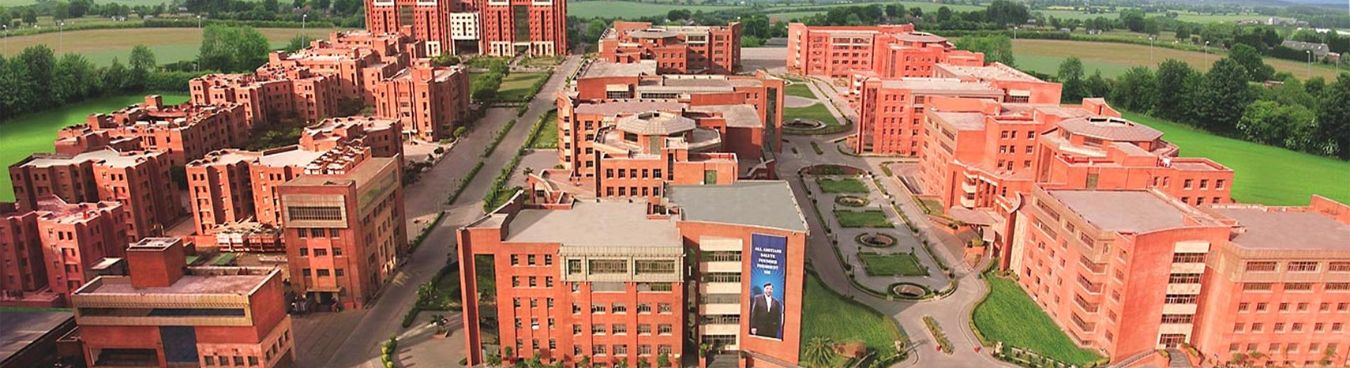 Amity University: Big Campus, Big Opportunities – Reality Check!
